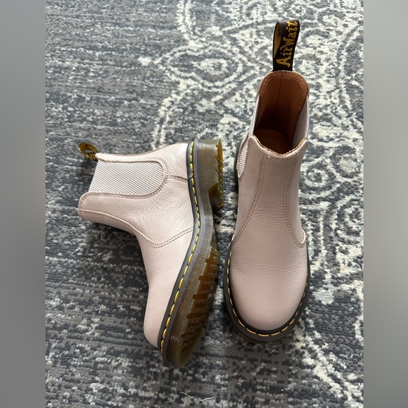 Dr. Martens Chelsea Boots - Picture 1 of 5